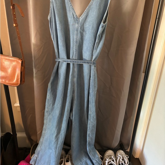 Denim jumpsuit from Madewell. - Picture 3 of 4